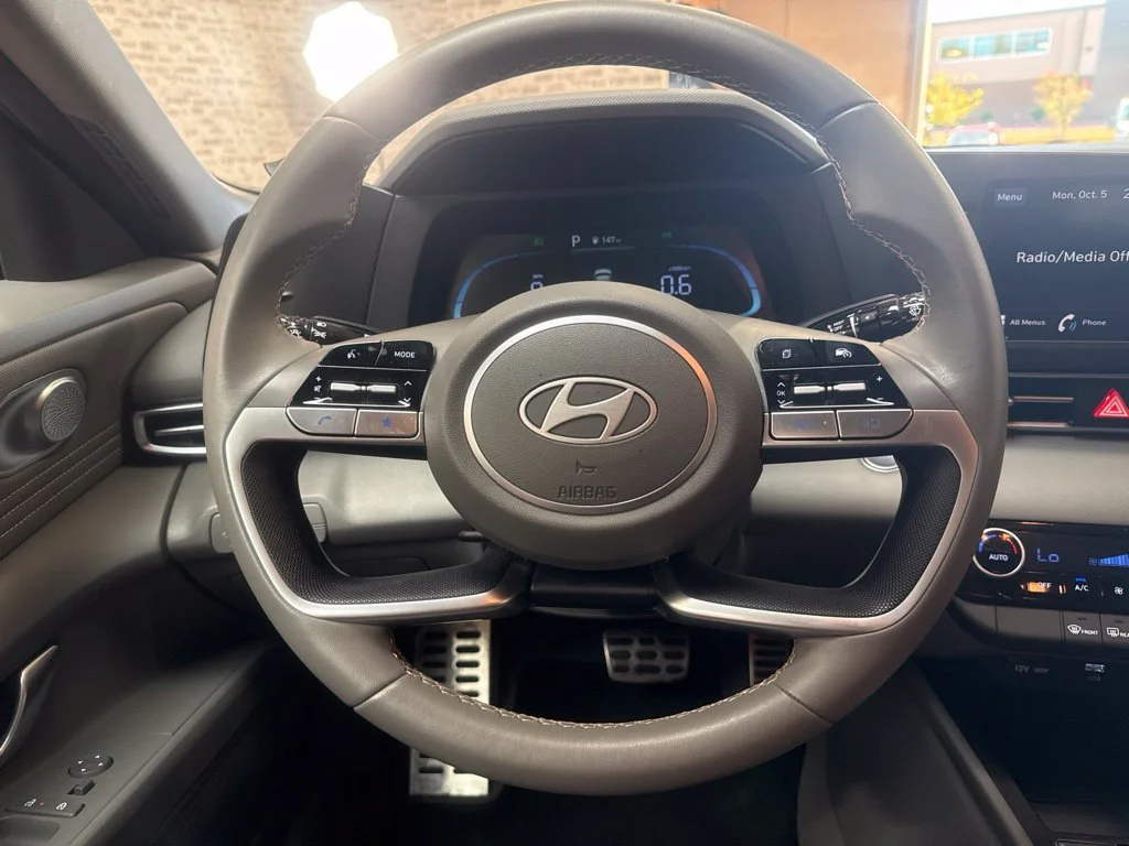 Used 2026 Ultimate Red Hyundai SEL Sport image 18