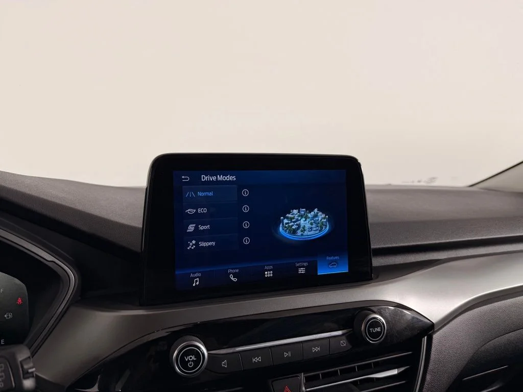 Used 2025 Gray Ford Active image 31