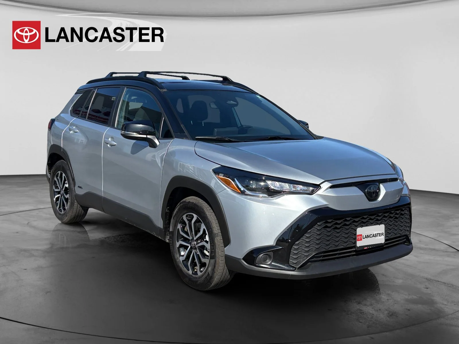 2024 Toyota Corolla Cross Hybrid SE AWD's photo