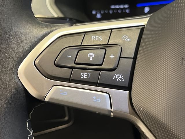 Certified Used 2023 Black Volkswagen 2.0T SE image 20