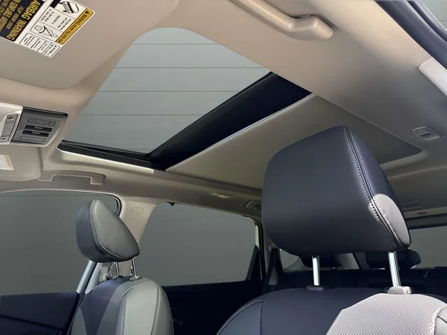 New 2026 Everest White Pearl TriCoat Nissan Platinum image 18