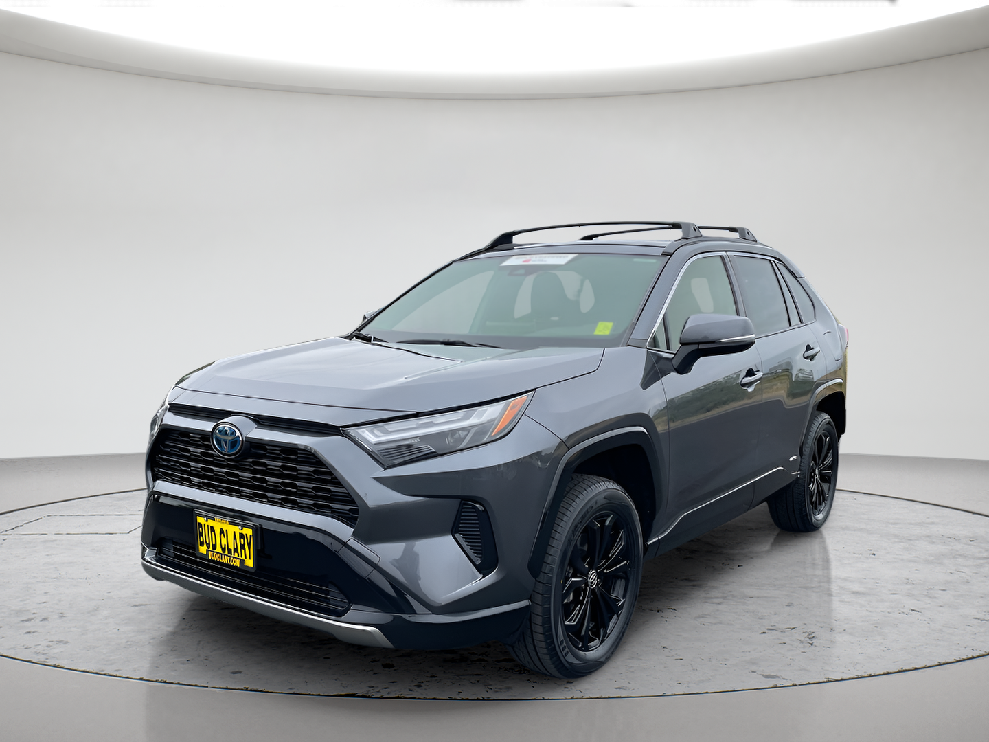 Certified Used 2024 Gray Toyota SE image 7