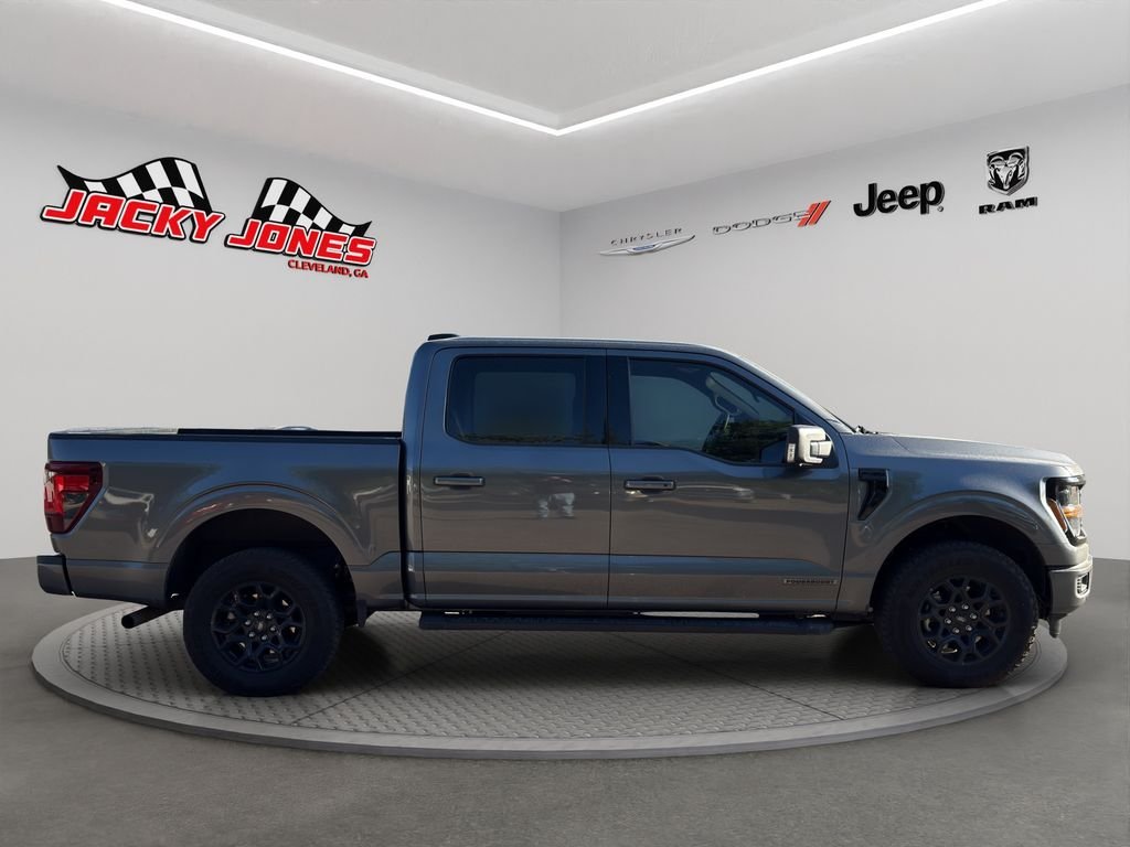 Used 2025 Carbonized Gray Metallic Ford XLT image 11