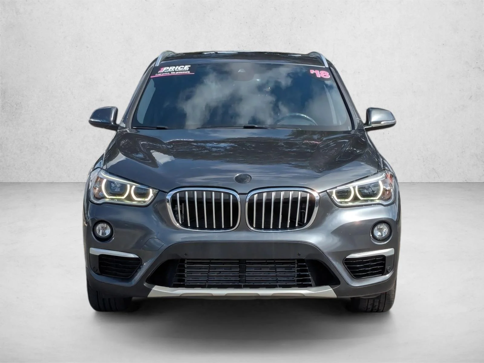 Used 2018 Alpine White BMW xDrive28i image 2