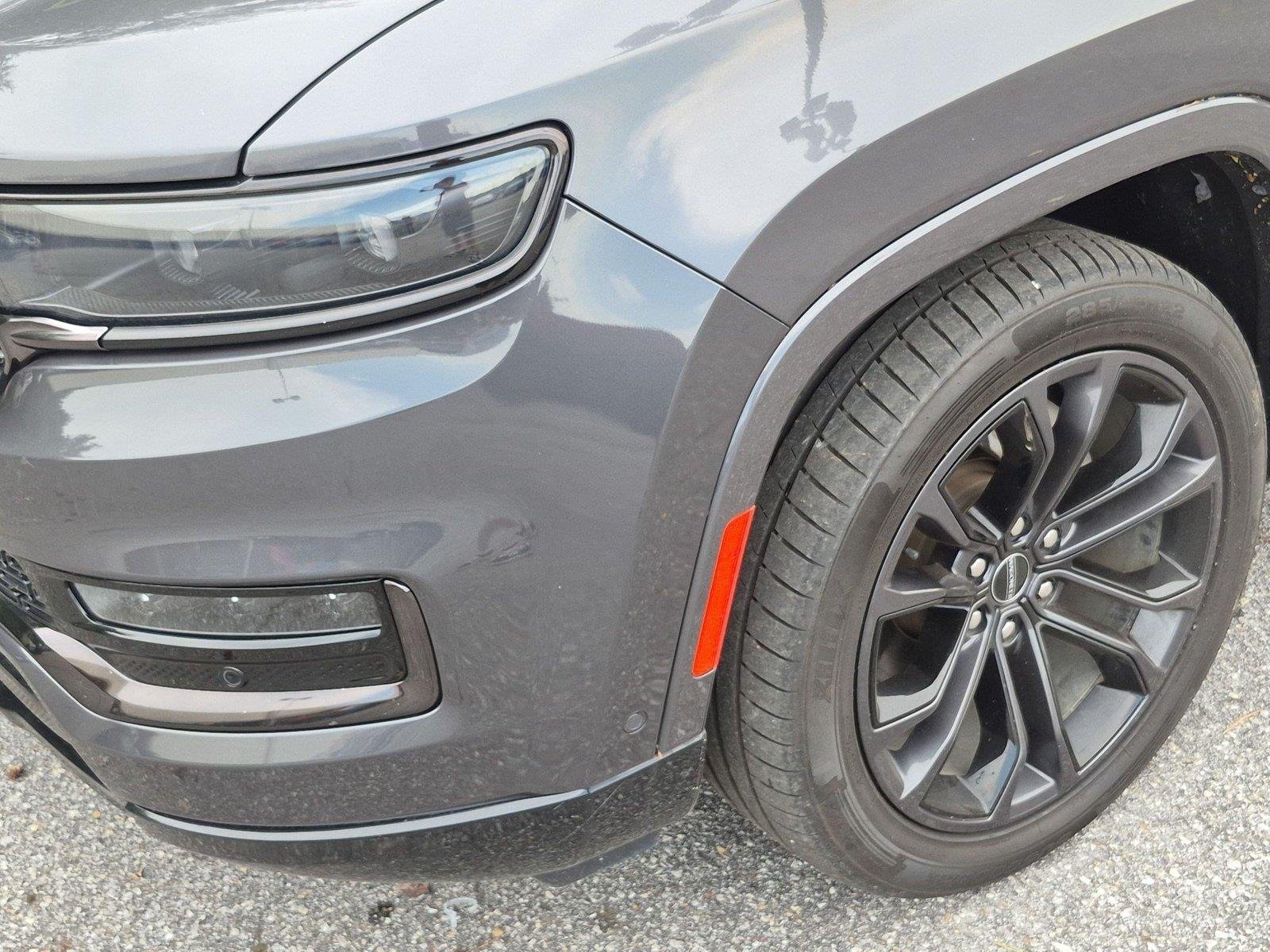 Used 2024 Baltic Gray Metallic Clearcoat Jeep Series II image 9