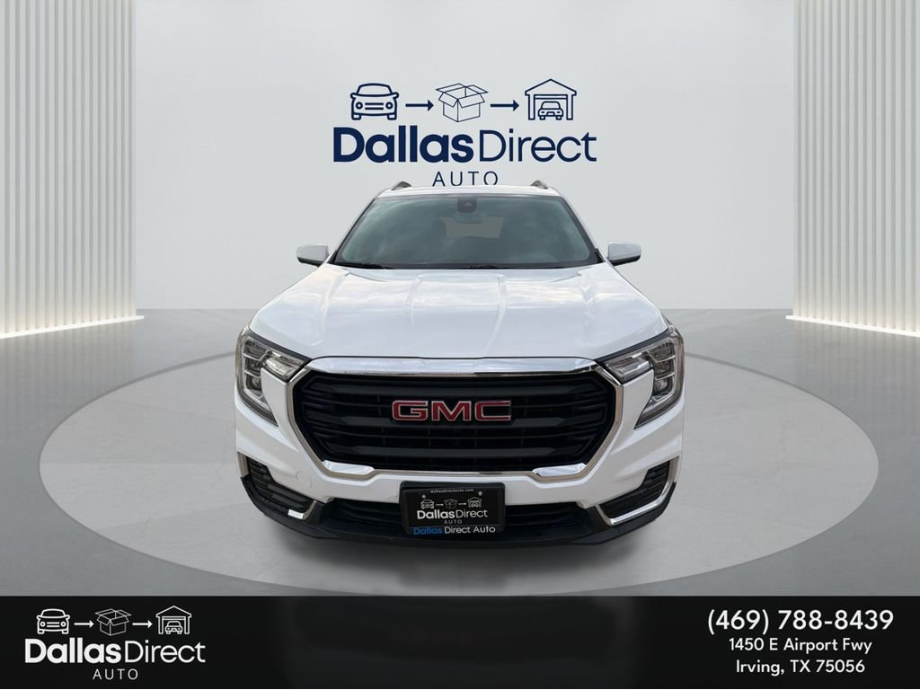 Used 2022 Summit White GMC SLE image 3