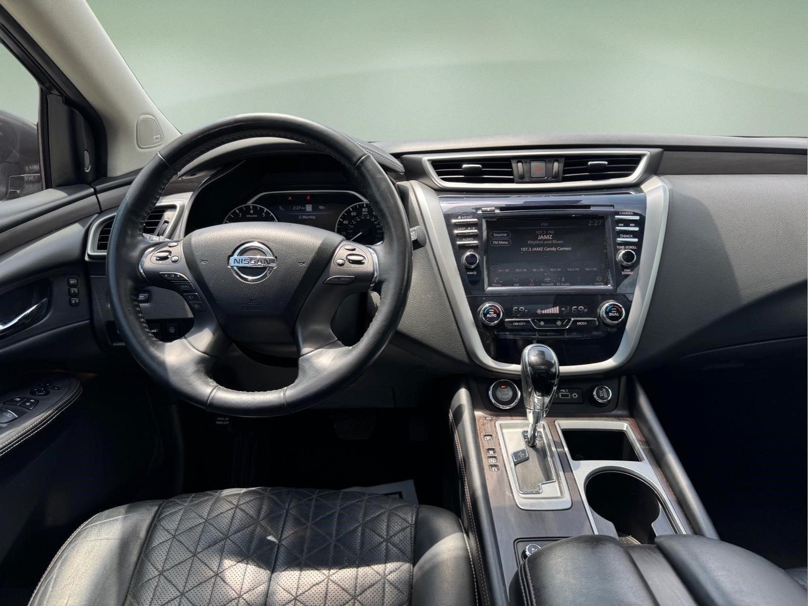 Used 2022 Boulder Gray Pearl Nissan Platinum image 17