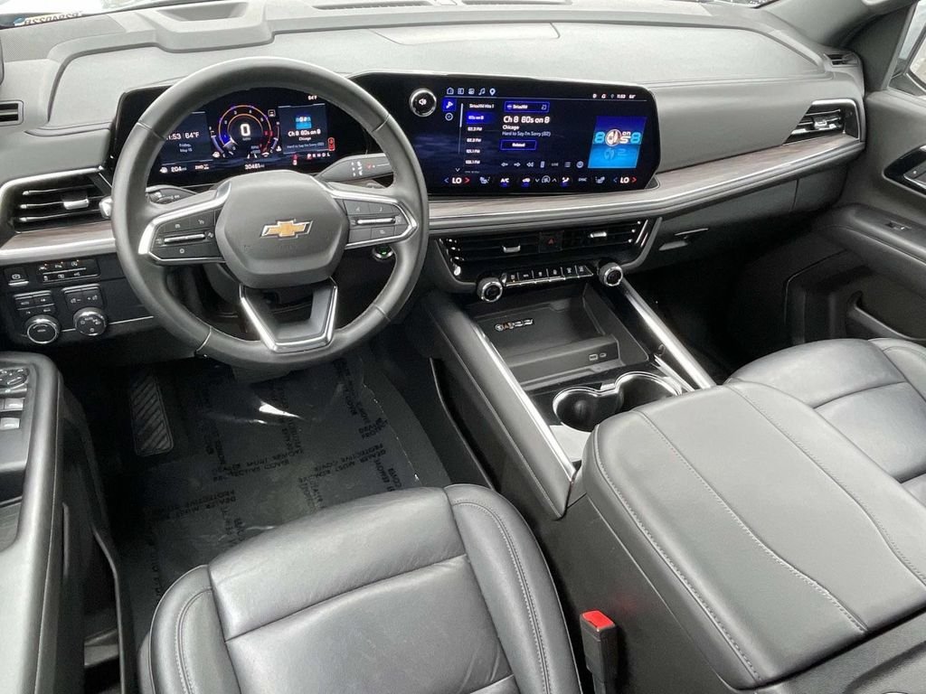2025 Chevrolet Tahoe LT - Photo 6