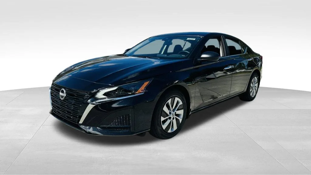 Certified Used 2025 Black Nissan 2.5 S image 3