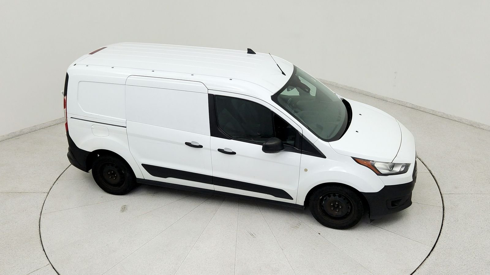 Used 2020 White Ford XL image 20