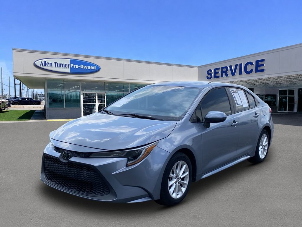 Used 2021 Celestite Toyota LE image 4