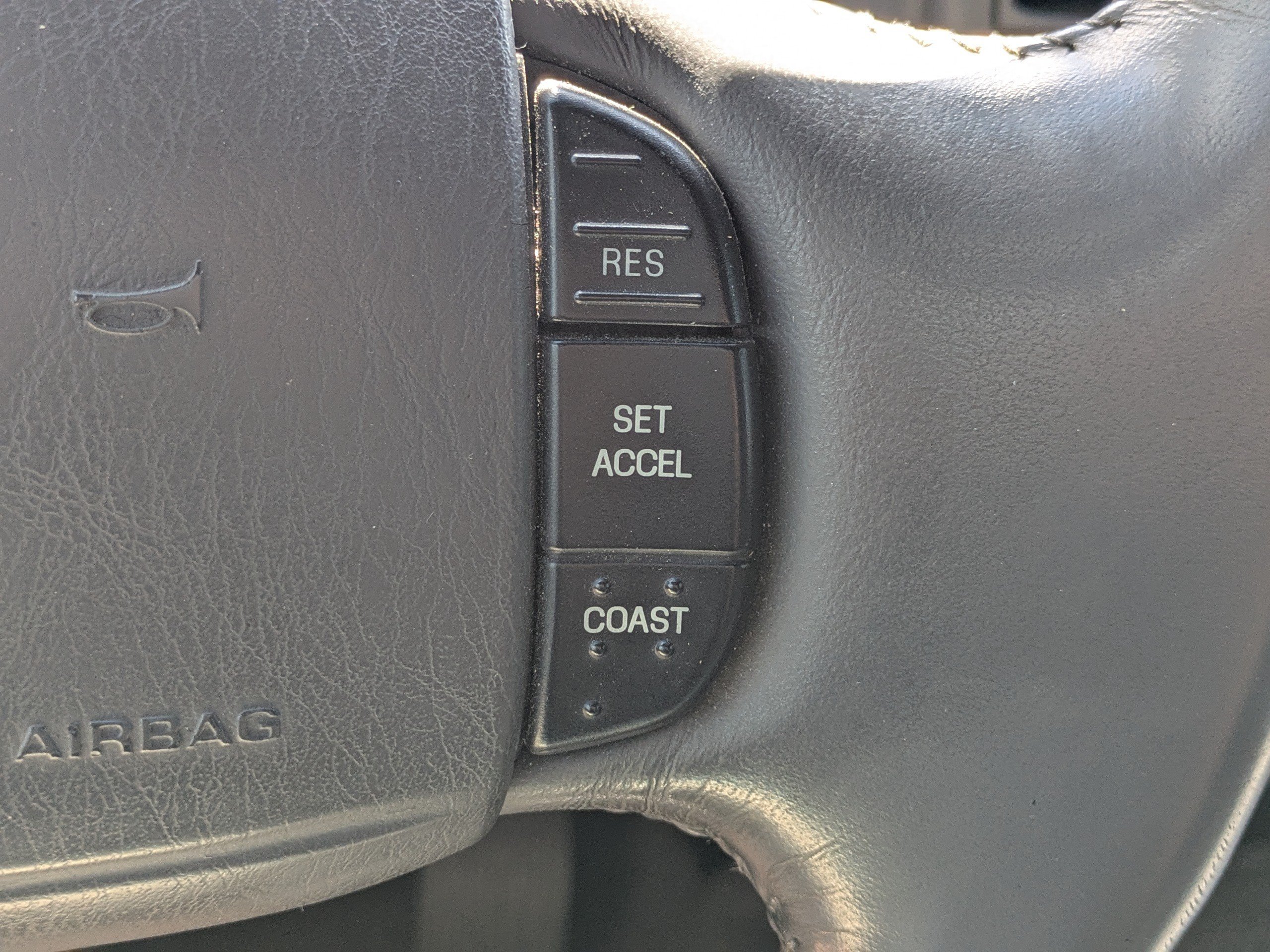 Used 2002  Ford  image 22