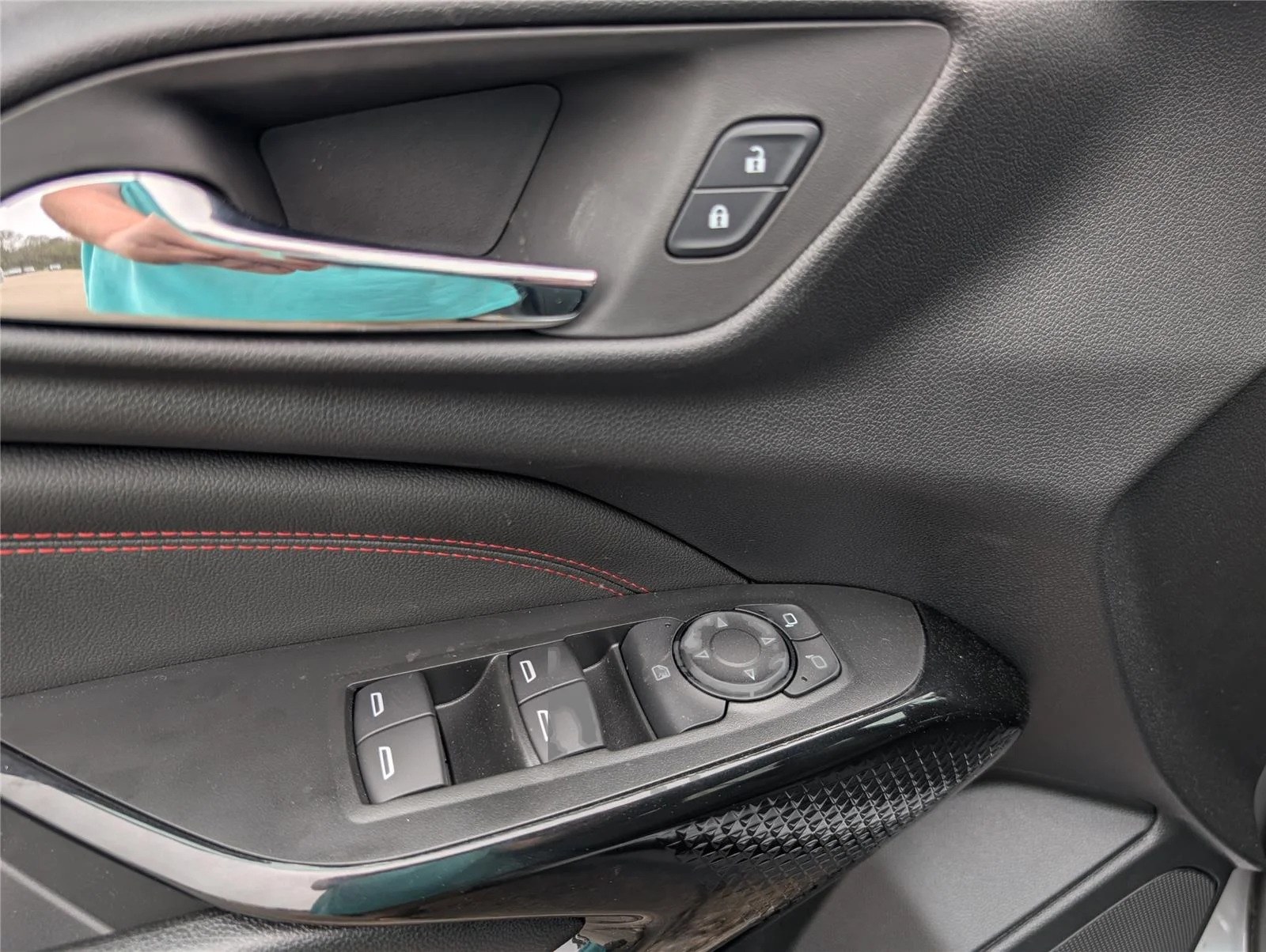 2026 Chevrolet Trax RS - Photo 16