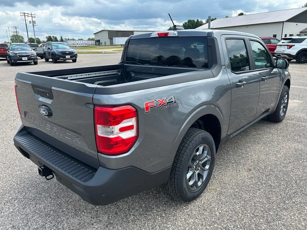 New 2026 Carbonized Gray Metallic Ford XLT image 7