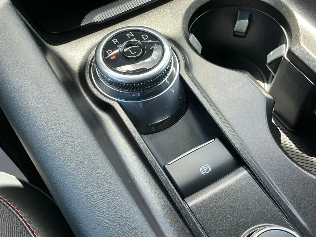 Used 2025 Gray Ford ST-Line image 38
