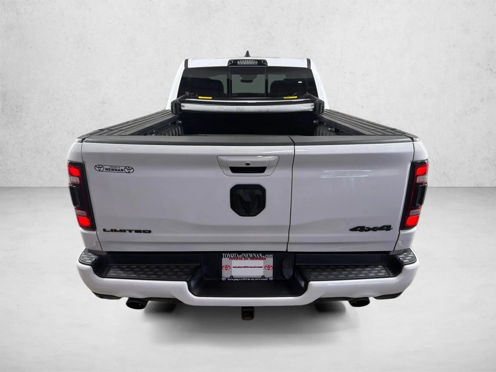 Used 2023 White Ram Limited image 5