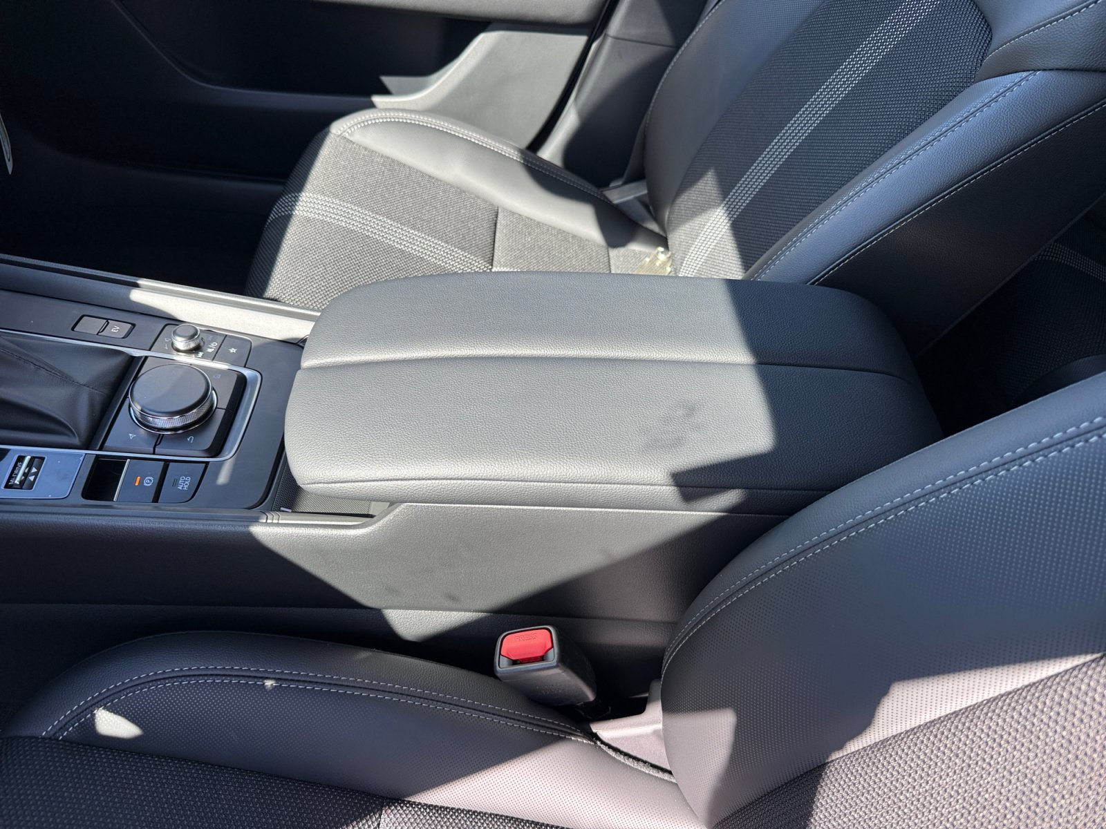 New 2026 Wind Chill Pearl Mazda Preferred image 14