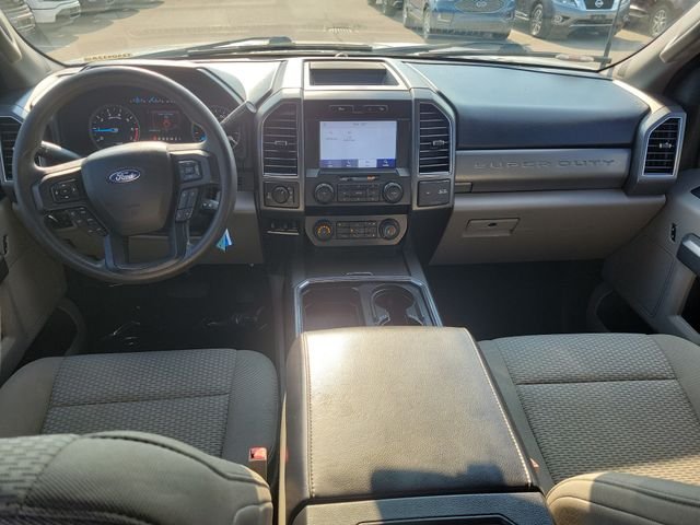 Certified Used 2019 Oxford White Ford XLT image 10