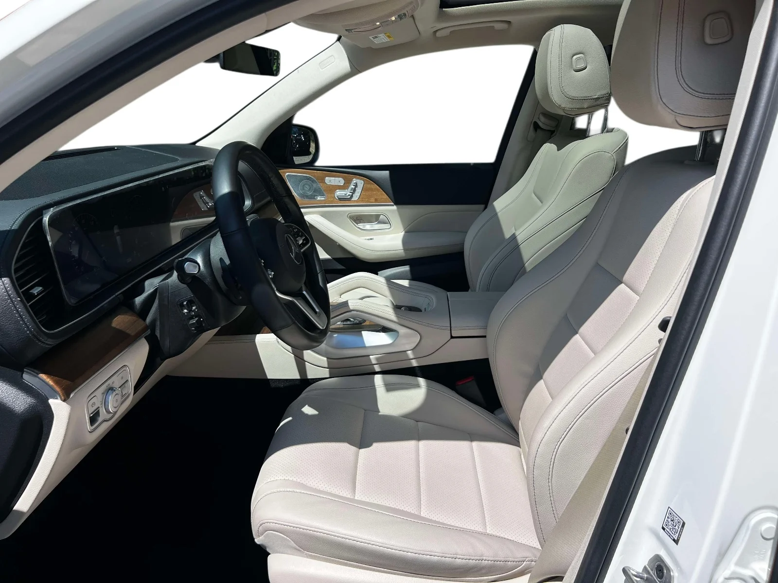 Certified Used 2023  Mercedes-Benz GLS 450 image 17