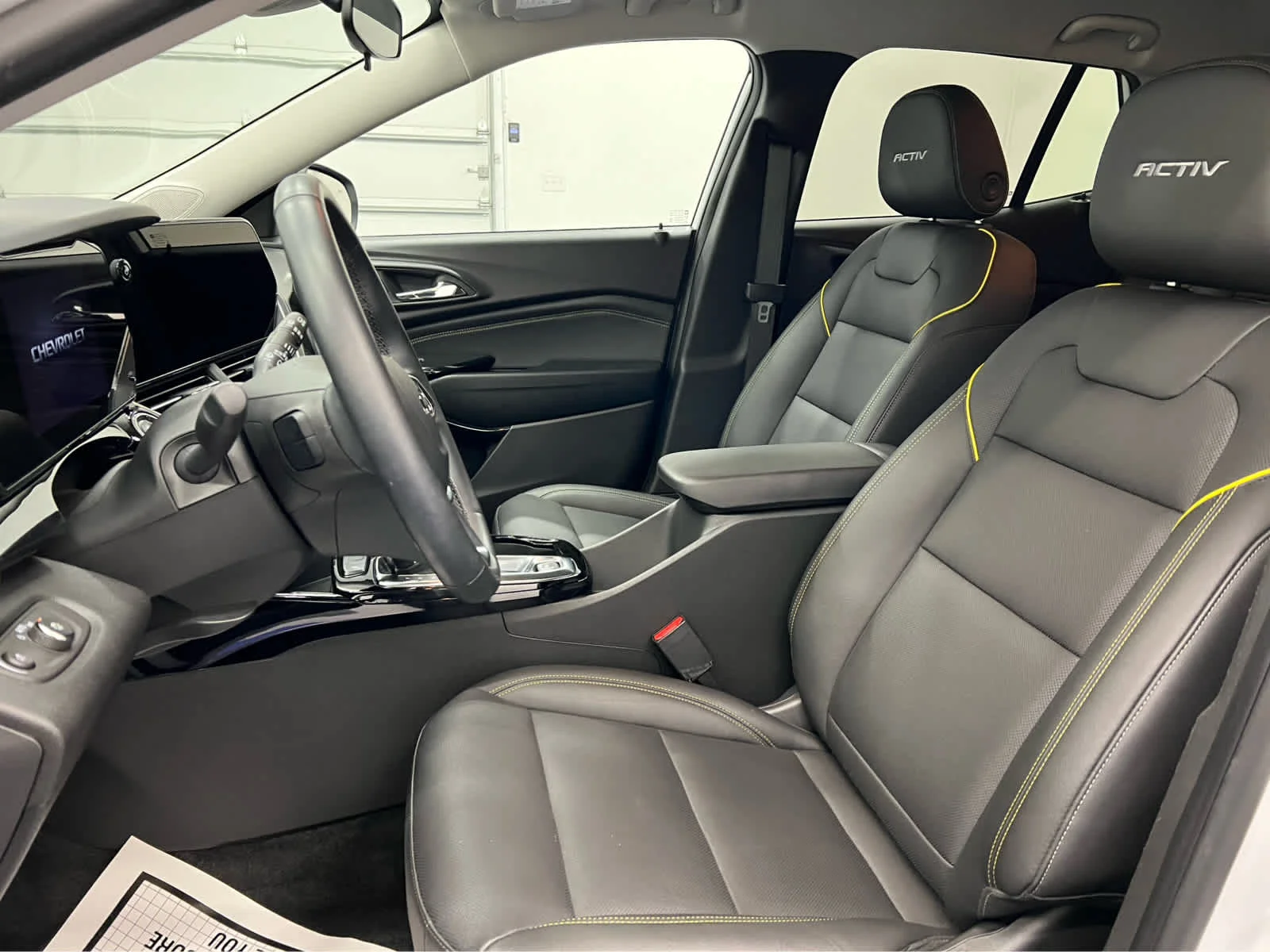 Used 2024 Summit White Chevrolet ACTIV image 10
