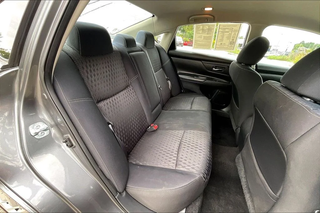 Used 2016 Gray Nissan 2.5 S image 26