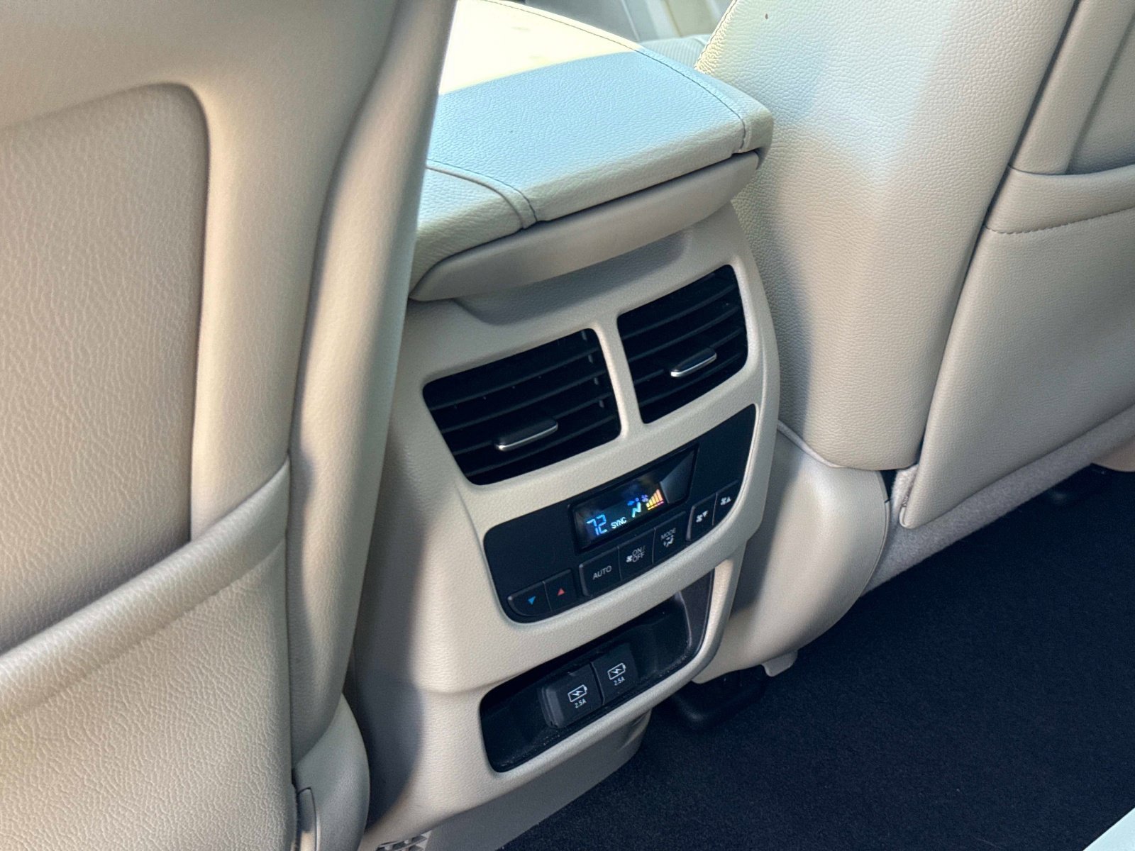 Used 2020 Performance Red Pearl Acura w/Technology Pkg image 16