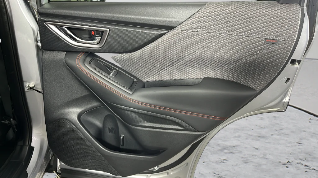 Used 2019 Silver Subaru Sport image 17