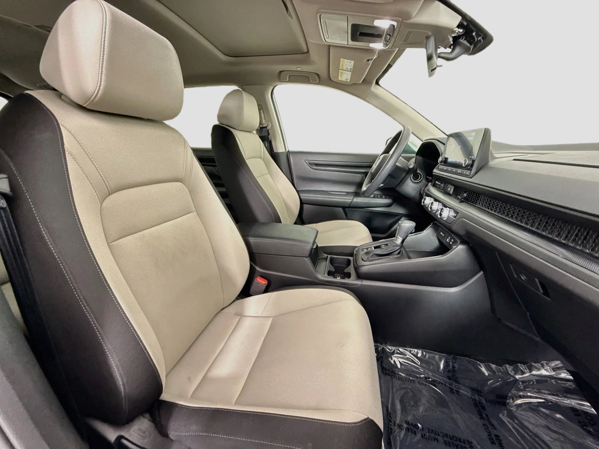Used 2023 White Honda EX image 29