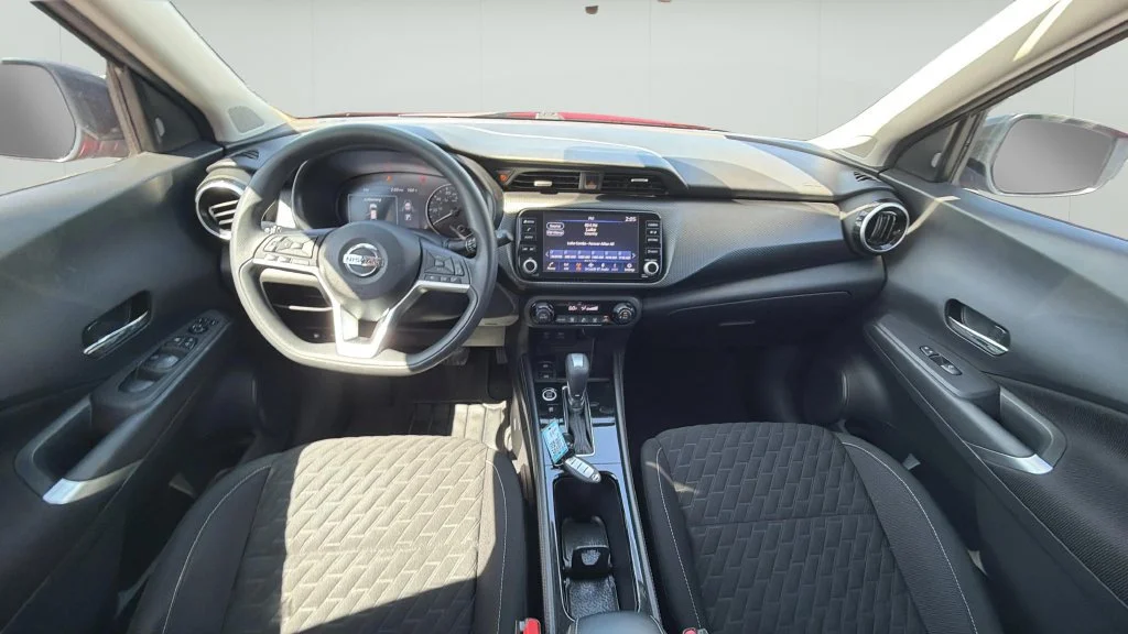 Used 2021 Red Nissan SV Xtronic CVT image 32