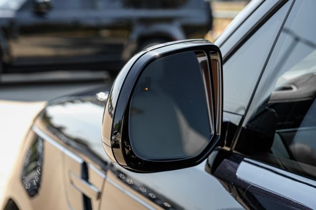 New 2026  Land Rover Dynamic SE image 49