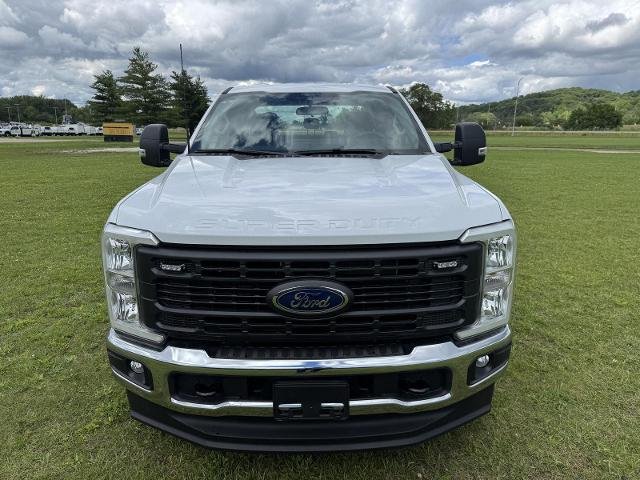New 2026 Oxford White Ford F-250® XL image 9