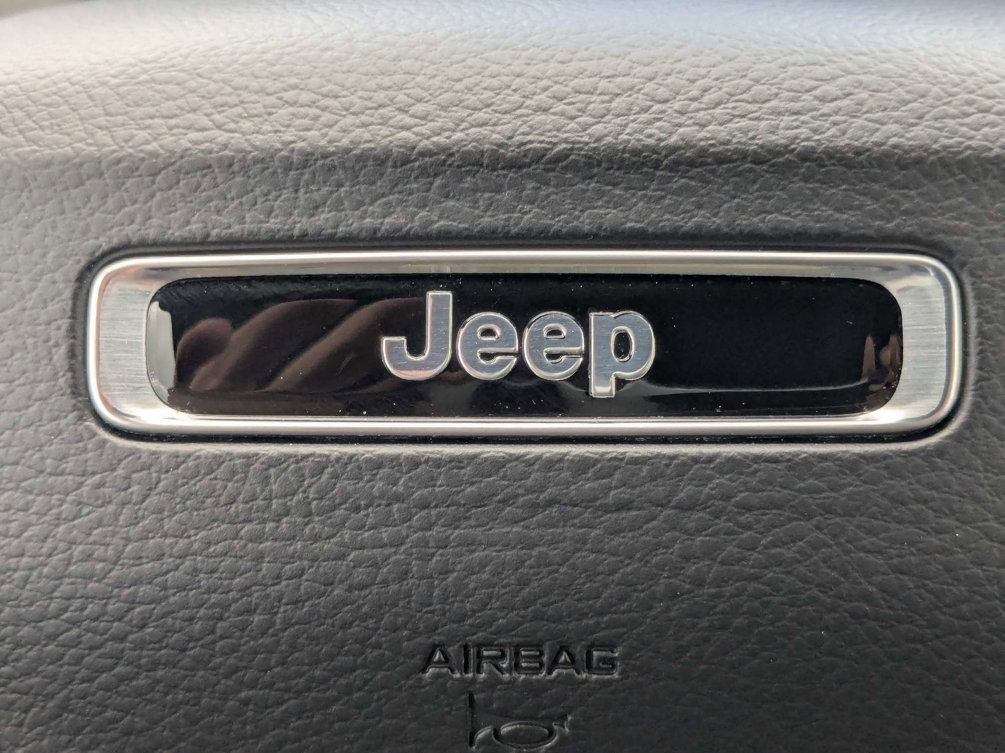 Used 2025 Bright White Clearcoat Jeep Altitude image 34