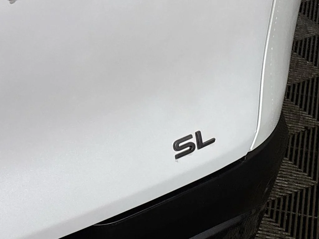 Used 2025 White Nissan SL image 25