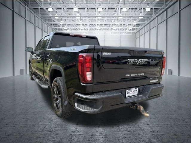 Used 2022 Black GMC Elevation image 6