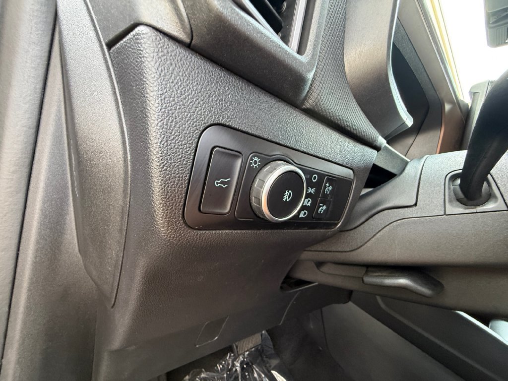 Used 2025 Gray Ford Outer Banks image 24