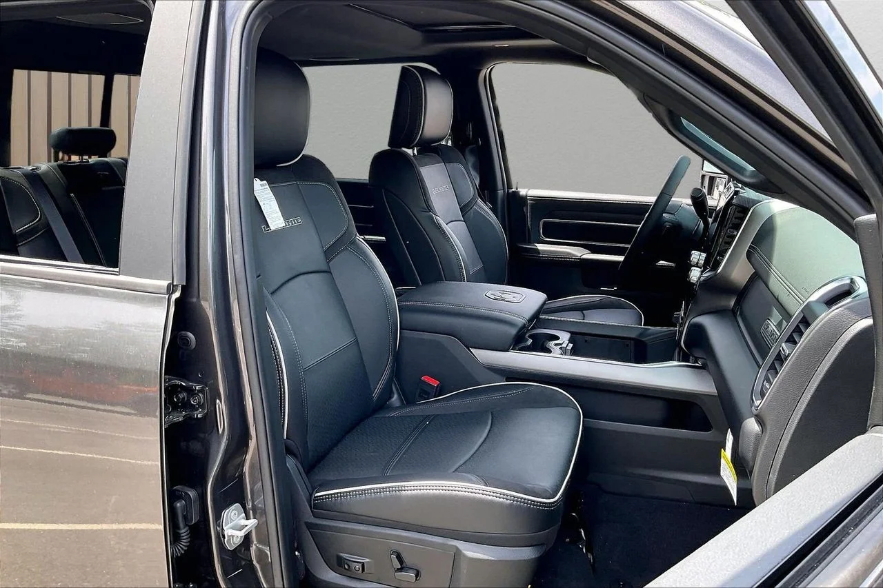 2026 RAM 2500 Laramie - Photo 23