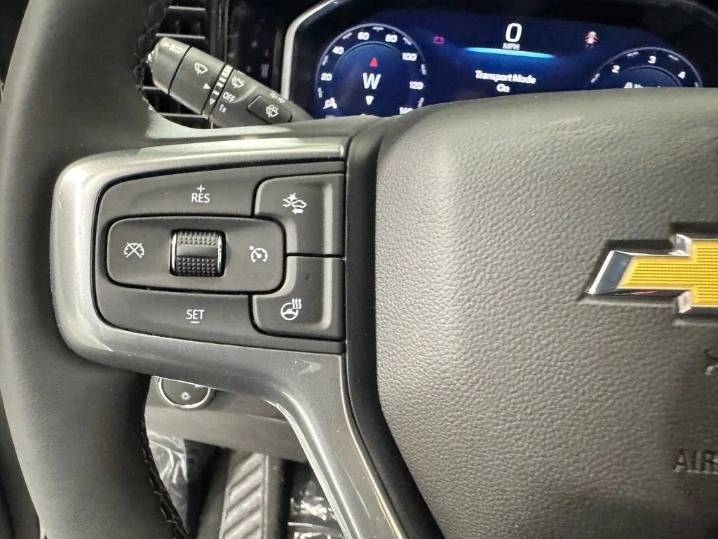 New 2026 Summit White Chevrolet LT (2FL) image 18