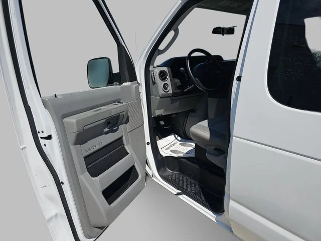 Used 2010 White Ford XLT image 16
