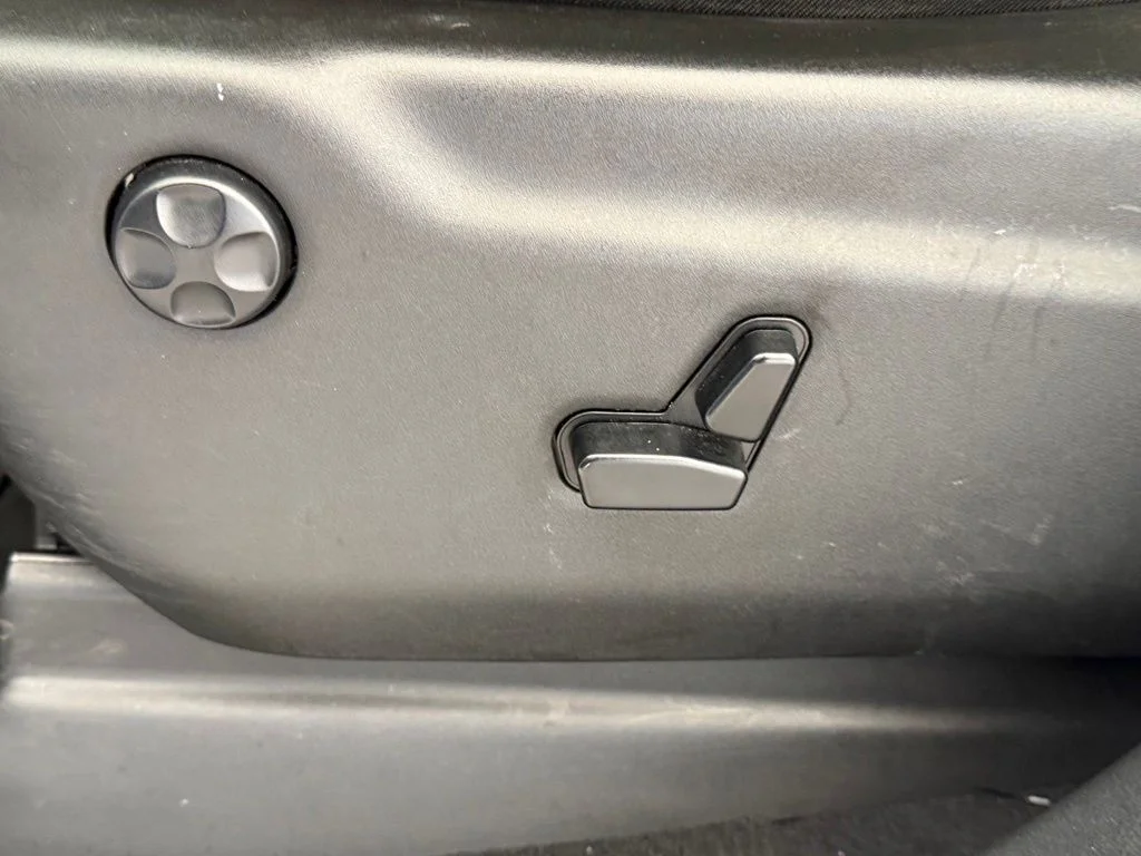 Used 2020 White Jeep Limited image 45