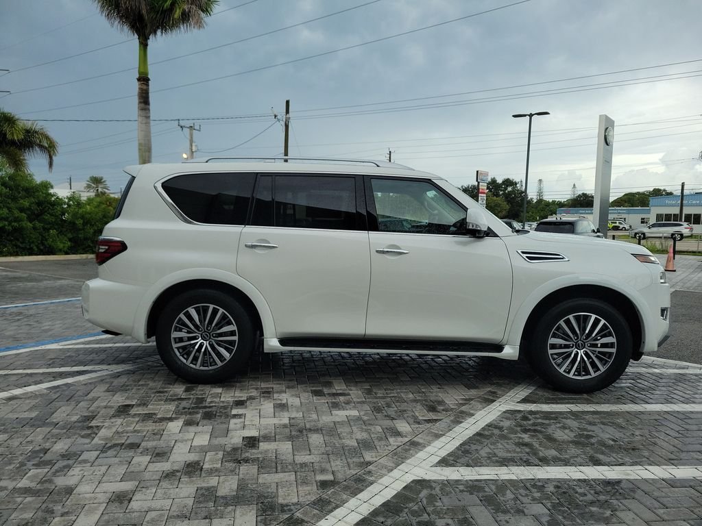 Used 2024 White Nissan SL image 6