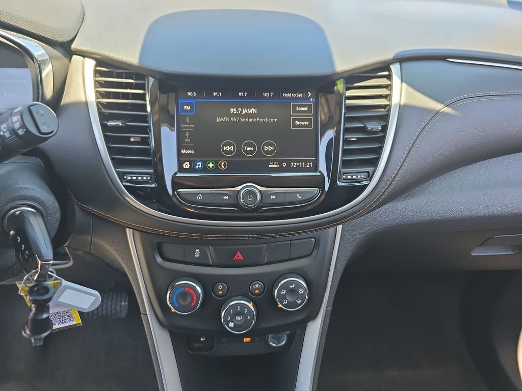 Used 2021 Silver Chevrolet LT image 22
