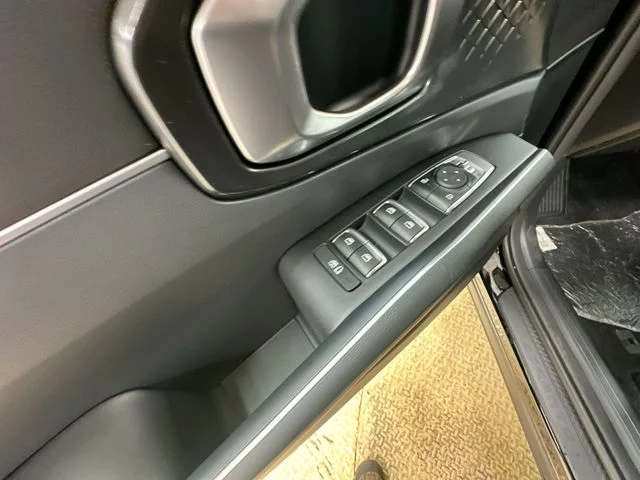 New 2026 Ebony Black Kia S image 16