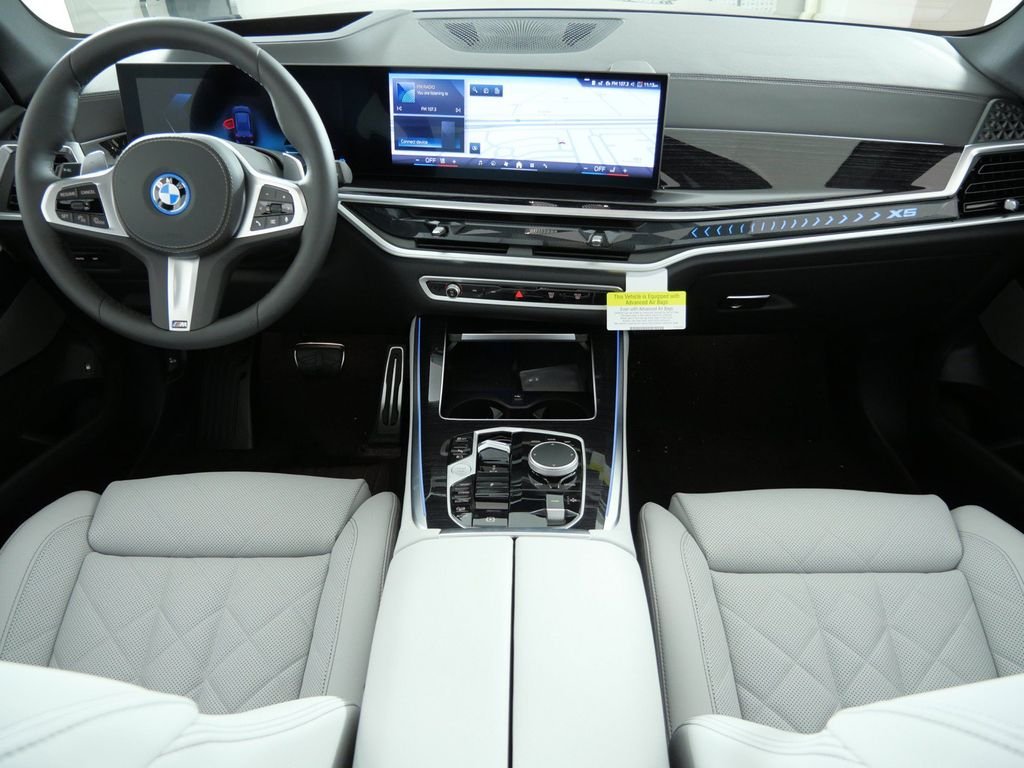 New 2026 Tanzanite Blue II Metallic BMW xDrive50e image 5