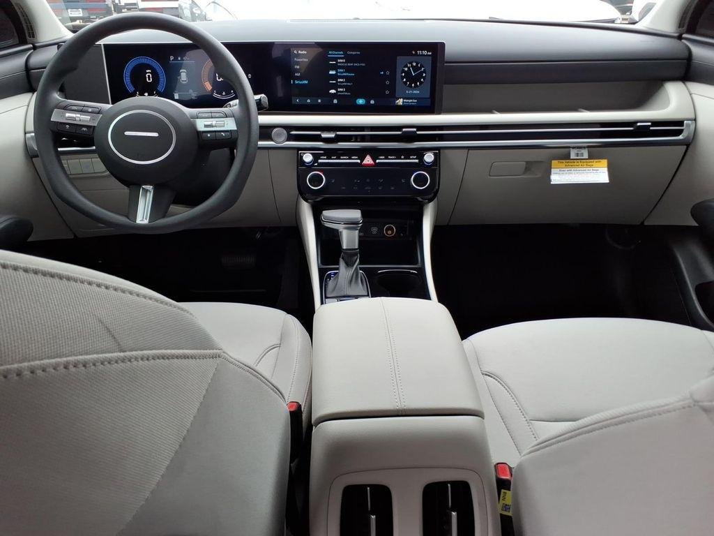 New 2026 White Hyundai SEL FWD image 11