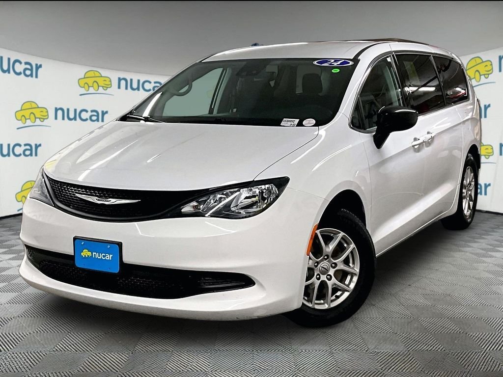 Used 2024 White Chrysler LX image 3