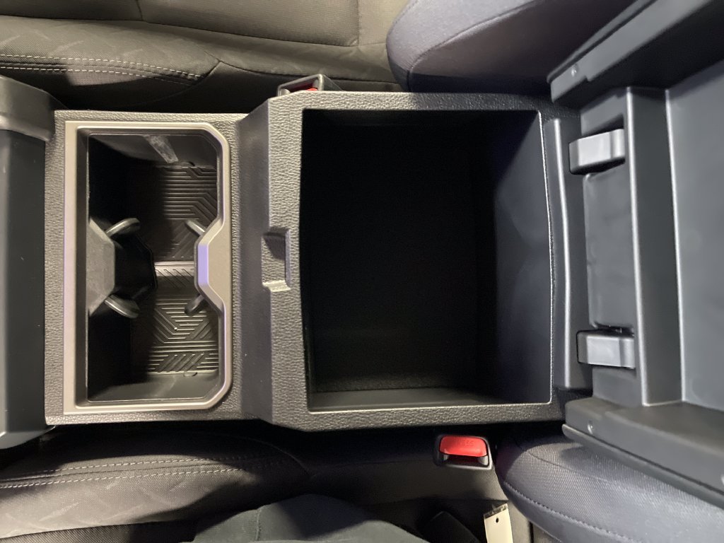 Used 2025  Toyota SR5 image 26