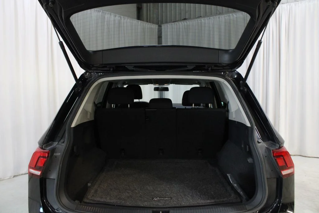 Used 2018 Black Volkswagen 2.0T S image 30