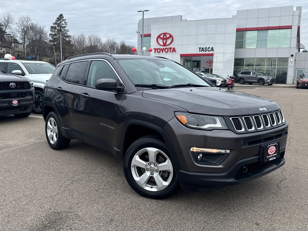 Gray 2018 Jeep Compass Latitude 4WD SUV / Crossover Four-Wheel Drive