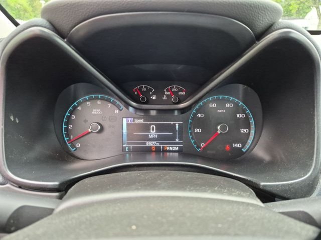Used 2016 Silver Chevrolet Z71 image 16