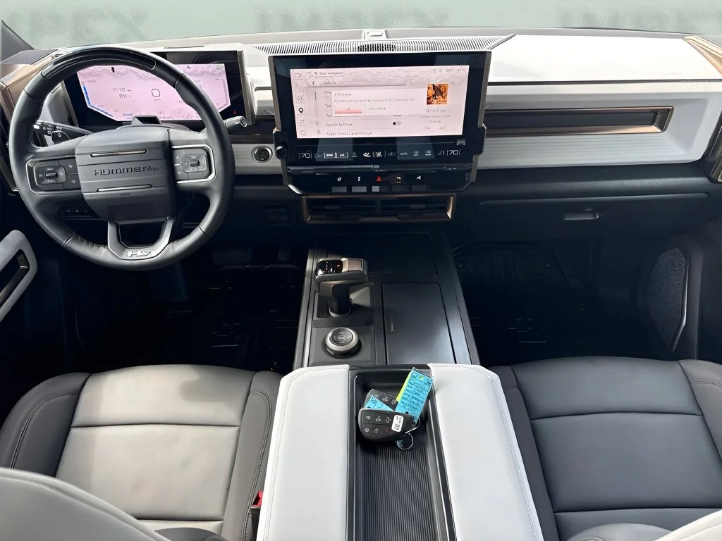 Used 2024 Blue GMC 2X image 15
